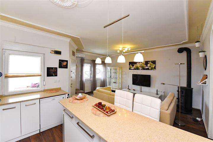 Таунхаус 2+1 в 600 м от моря в районе Каргыджак