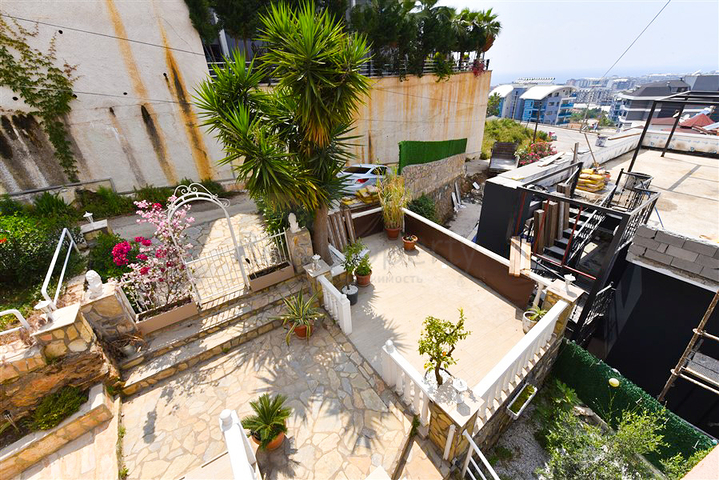 Таунхаус 2+1 в 600 м от моря в районе Каргыджак