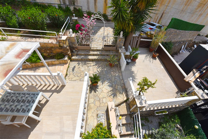 Таунхаус 2+1 в 600 м от моря в районе Каргыджак