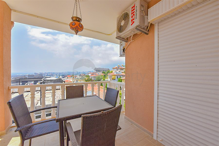 Таунхаус 2+1 в 600 м от моря в районе Каргыджак