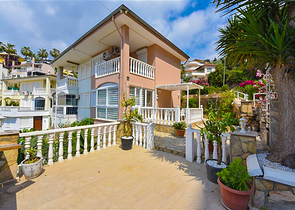 Таунхаус 2+1 в 600 м от моря в районе Каргыджак