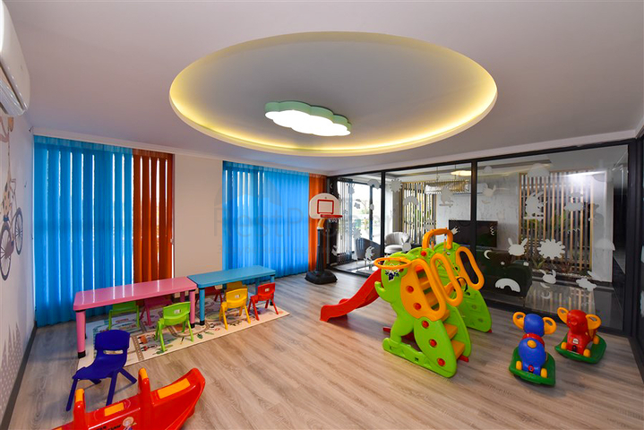 Меблированный пентхаус 2+1 в районе Оба под ВНЖ