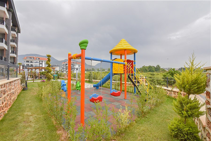 Меблированный пентхаус 2+1 в районе Оба под ВНЖ