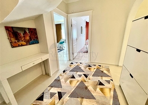 Просторный пентхаус от собственника 4+1 в 300 метрах от моря в районе Оба