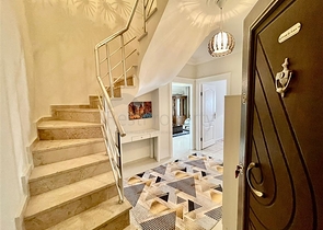 Просторный пентхаус от собственника 4+1 в 300 метрах от моря в районе Оба