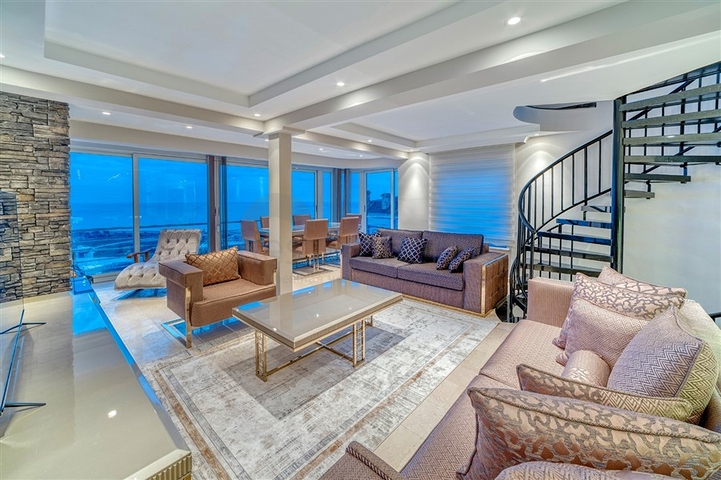 Вилла 5+1 в 800 м от пляжа с панорамными видами на море и горы