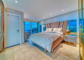 Вилла 5+1 в 800 м от пляжа с панорамными видами на море и горы