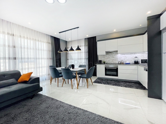 Квартира планировкой 2+1 в центре Алании