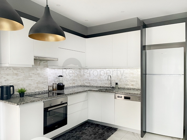 Квартира планировкой 2+1 в центре Алании