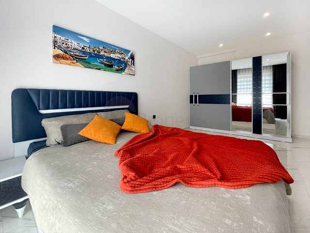 Квартира планировкой 2+1 в центре Алании