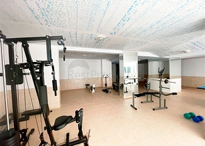 Просторный пентхаус с видом на море и горы и городской пейзаж в районе Тосмур