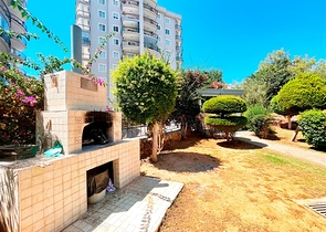 Просторный пентхаус с видом на море и горы и городской пейзаж в районе Тосмур