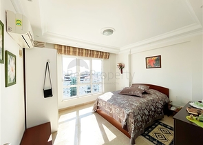 Просторный пентхаус с видом на море и горы и городской пейзаж в районе Тосмур