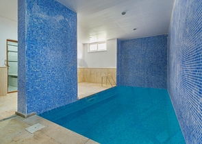 Пентхаус 2+1 с просторной террасой и видом на горы