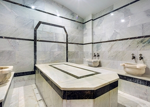 Пентхаус 2+1 с просторной террасой и видом на горы