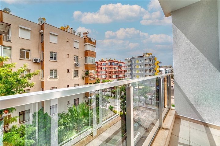 Квартира 2+1 с мебелью и техникой в районе Клеопатра