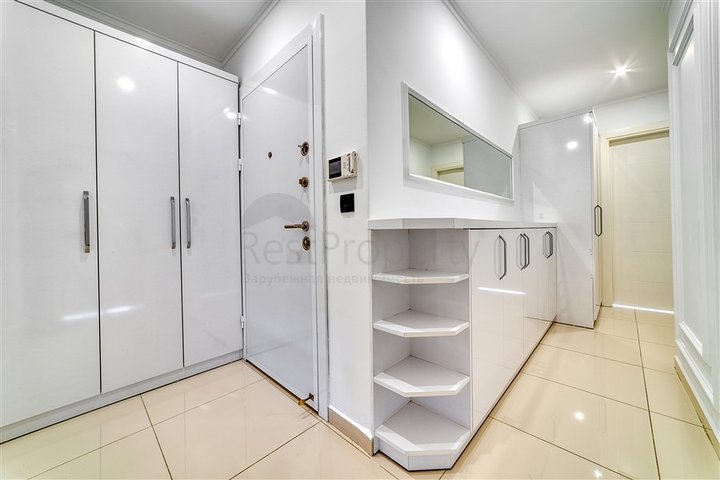 Квартира 2+1 с мебелью и техникой в районе Клеопатра