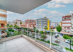 Квартира 2+1 с мебелью и техникой в районе Клеопатра