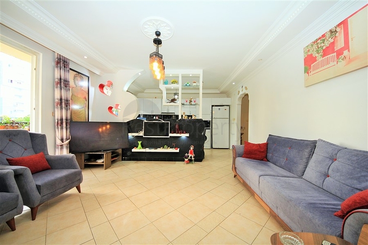 Просторная квартира 2+1 в 300 метрах от моря