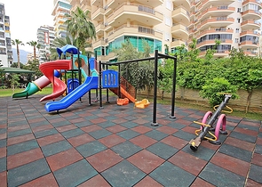 Просторная квартира 2+1 от собственника в 100 метрах от моря в районе Махмутлар  