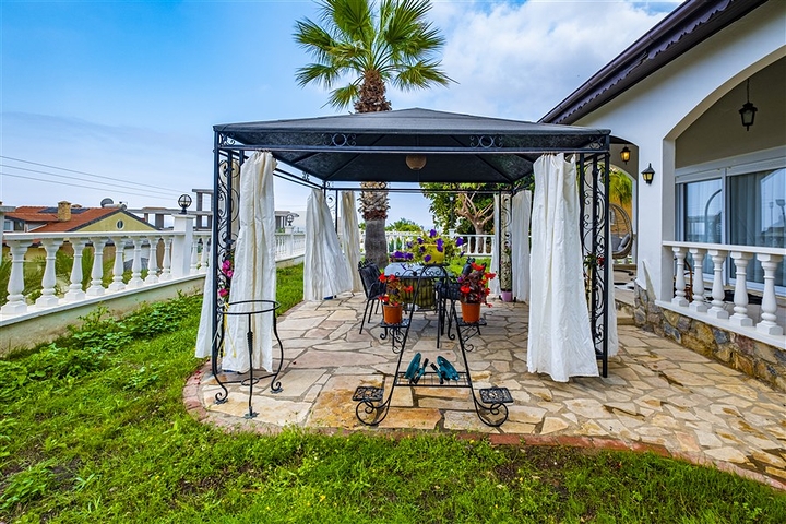 Вилла с потрясающим видом в районе Каргыджак