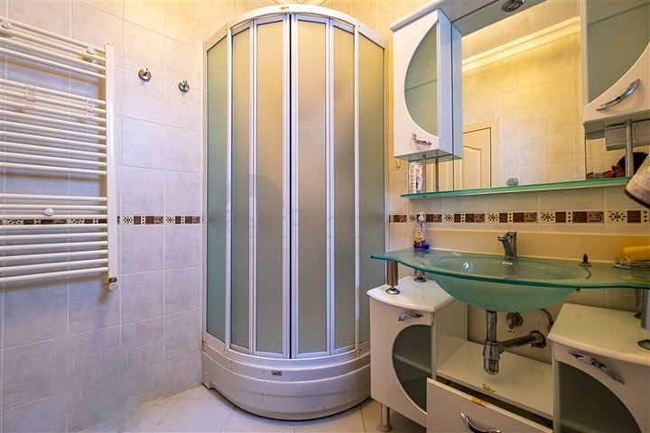 Вилла с потрясающим видом в районе Каргыджак