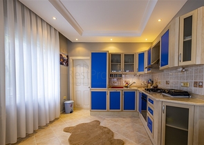 Вилла с потрясающим видом в районе Каргыджак