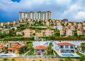 Вилла с потрясающим видом в районе Каргыджак