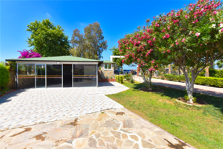 Квартира 2+1 на первой береговой линии в районе Демирташ