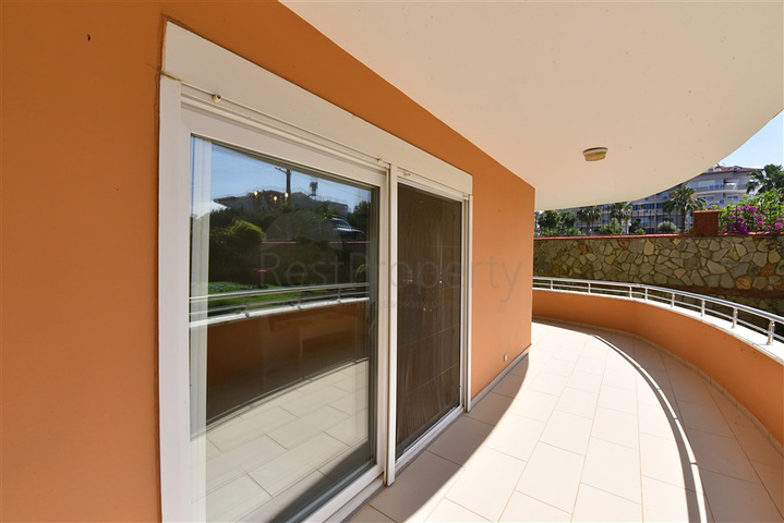 Квартира 2+1 на первой береговой линии в районе Демирташ