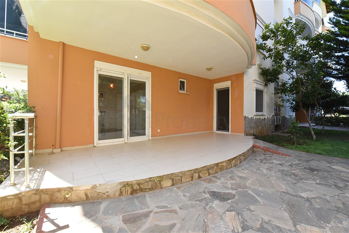 Квартира 2+1 на первой береговой линии в районе Демирташ