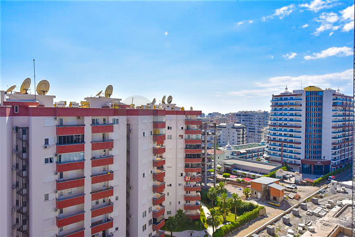 Пентхаус 2+1 в самом центре Махмутлара