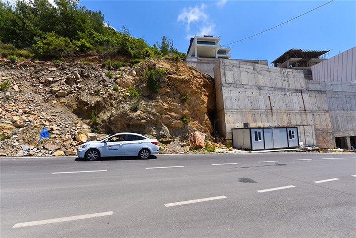 Вилла 4+2 с бассейном и видом на Средиземное море