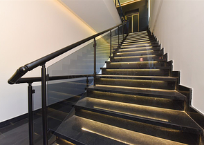 Вилла 4+2 с бассейном и видом на Средиземное море