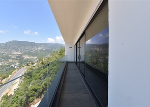 Вилла 4+2 с бассейном и видом на Средиземное море