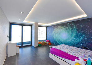 Вилла 4+2 с бассейном и видом на Средиземное море