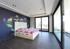 Вилла 4+2 с бассейном и видом на Средиземное море