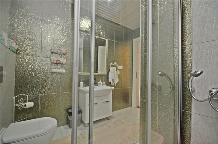 Просторный пентхаус для большой семьи на берегу Средиземного моря