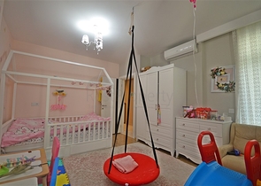 Просторный пентхаус для большой семьи на берегу Средиземного моря