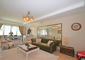 Просторный пентхаус для большой семьи на берегу Средиземного моря