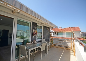 Просторный пентхаус для большой семьи на берегу Средиземного моря