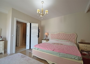 Просторный пентхаус для большой семьи на берегу Средиземного моря