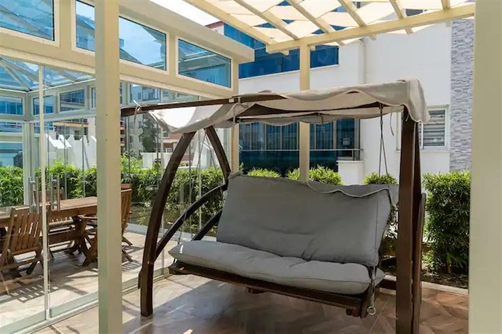 Просторный пентхаус 4+1 с видом на море в районе Махмутлар