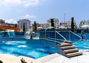 Просторный пентхаус 4+1 с видом на море в районе Махмутлар