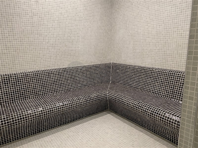 Трехкомнатный пентхаус в пешей доступности от моря с дизайнерским ремонтом