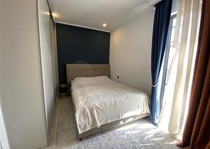 Трехкомнатный пентхаус в пешей доступности от моря с дизайнерским ремонтом