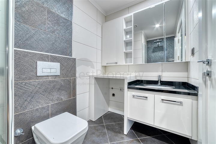 Апартаменты планировкой 3+1 в жилом комплексе отельной концепции в районе Тосмур