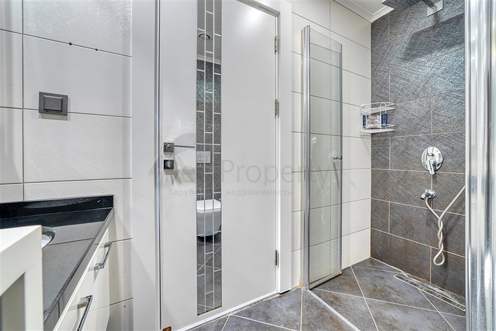 Апартаменты планировкой 3+1 в жилом комплексе отельной концепции в районе Тосмур