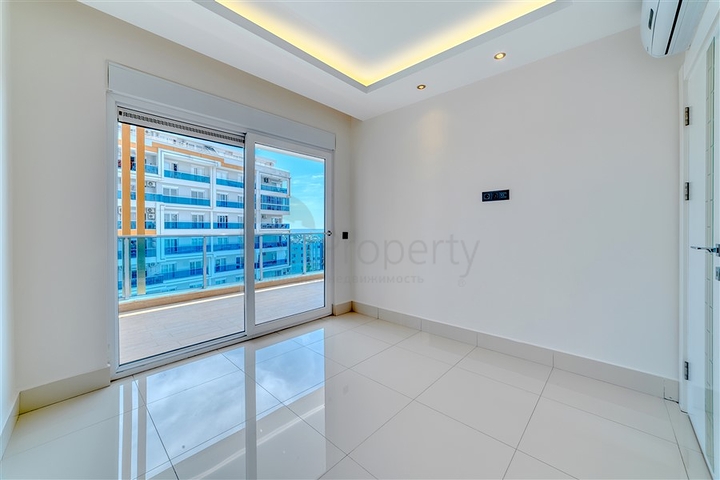 Апартаменты планировкой 3+1 в жилом комплексе отельной концепции в районе Тосмур