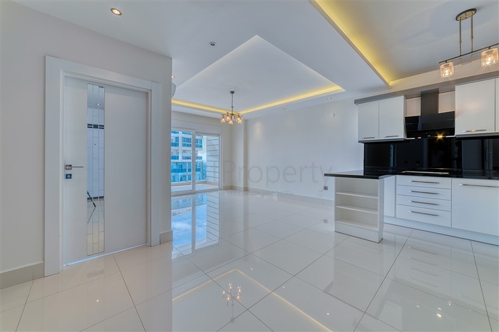 Апартаменты планировкой 3+1 в жилом комплексе отельной концепции в районе Тосмур